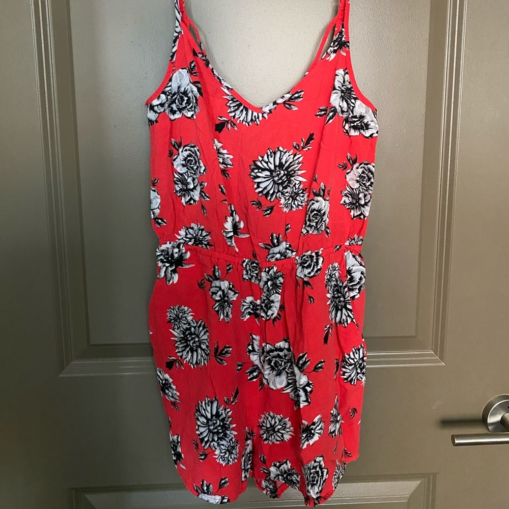 floral light strappy romper